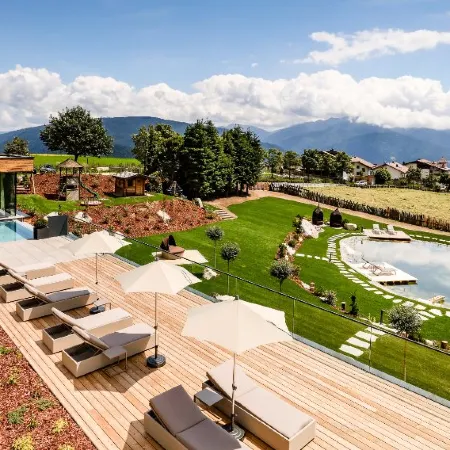 Sonnenberg Panorama Dolomites Wellbeing