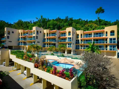 シングレー ビーチ リゾート Airlie Beach Budget Autos周辺のホテル