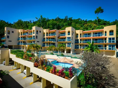 Shingley Beach Resort Whitsundays Hotels in Cannonvale