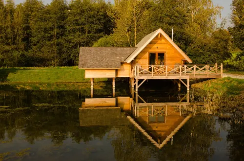 Aqualodge Hôtel Insolite Hotels in Philippeville