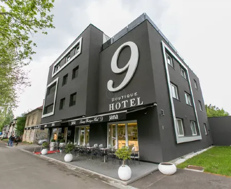 Hotel 9 Отели в г. Загреб
