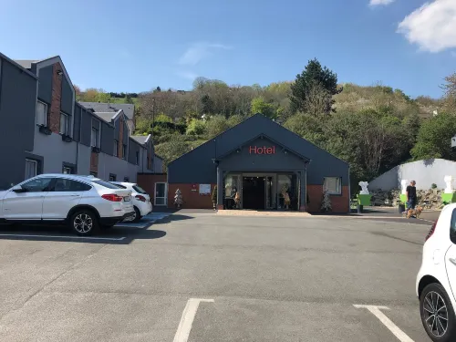 Le M Hotel & Spa Honfleur Hotel a Equemauville