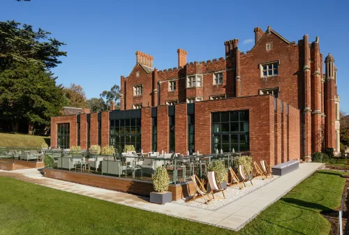 De Vere Latimer Estate - parking