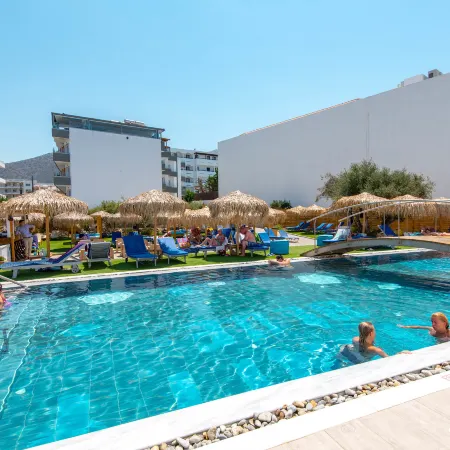 Enorme Infinity Beach ex Infinity Blue