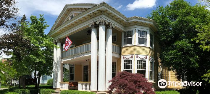 Showers Inn Hotels in Monroe County