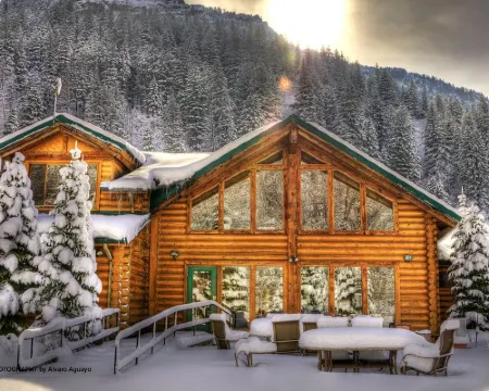 Alaskan Inn Hotels in Ogden