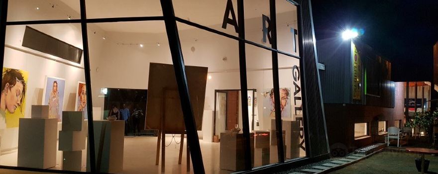 GALLERY ON LEVISEUR