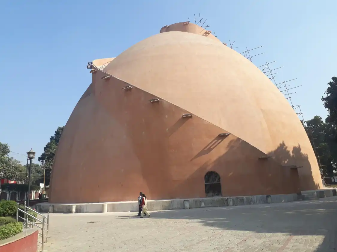 Hotels near Golghar