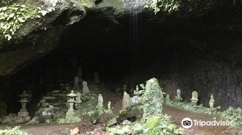 Shishido Iwaya Caves