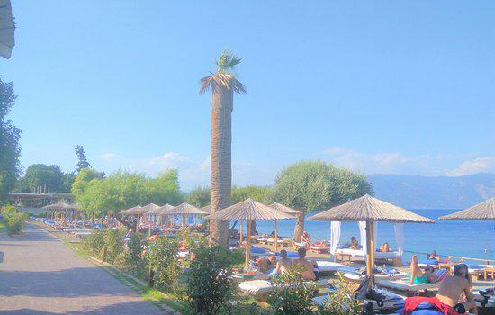 Azur Beach Bar