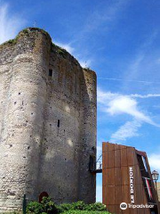 Le Donjon de Houdan