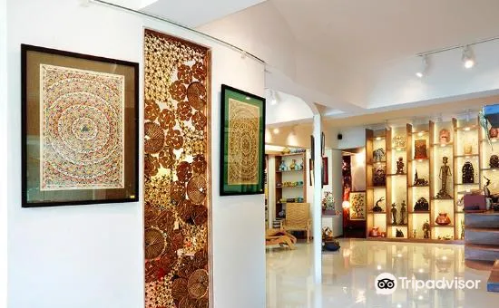 2_Baaya Design | Art, Lighting, Furniture & Artefact