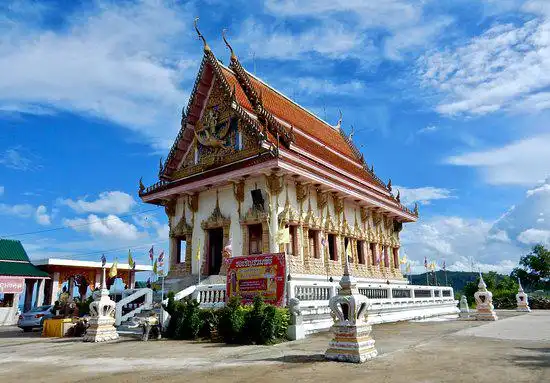 Hotels near Wat Khao Noi (Pak Nam)