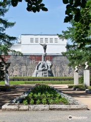 Monument to the Heroes of the Revolution