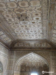 Sheesh Mahal