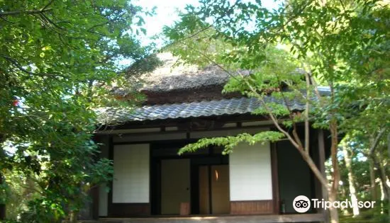 蓑蟲庵