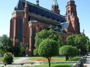 Katedra Legnicka Swietych Apostołow Piotra i Pawła