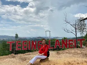 Tebing Langit Bukit Dangas Sekupang