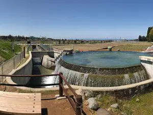 Higashiyama cylindrical water diversion tank