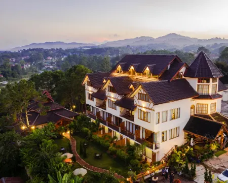 Dream Mountain Resort Hotels in Kalaw