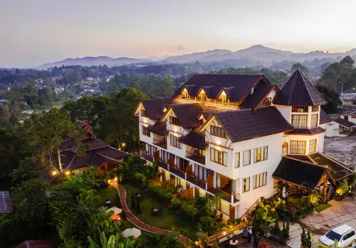 Dream Mountain Resort