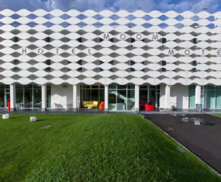 MO.OM Hotel