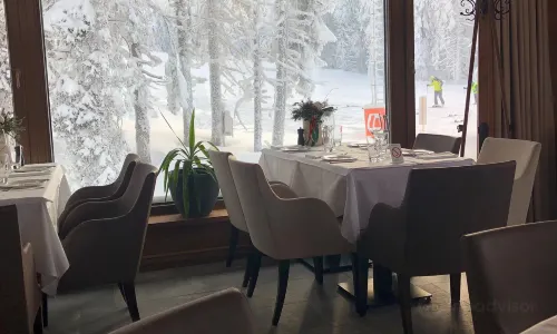 Grey Family Hotel