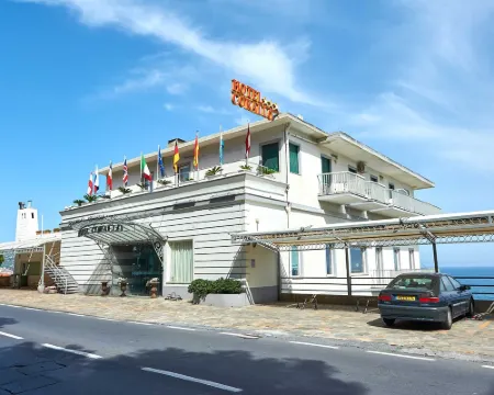 Hotel Corallo Hotels in Imperia