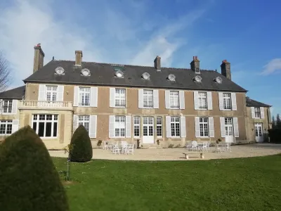 Domaine de Bayeux Hotel dekat Bayeux's Train Station