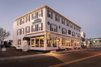 The Whaler's Inn Hotels in Stonington