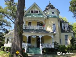 Sugar Magnolia Bed & Breakfast