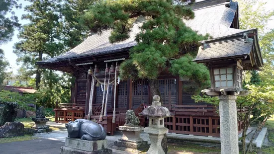 Ten Shrine