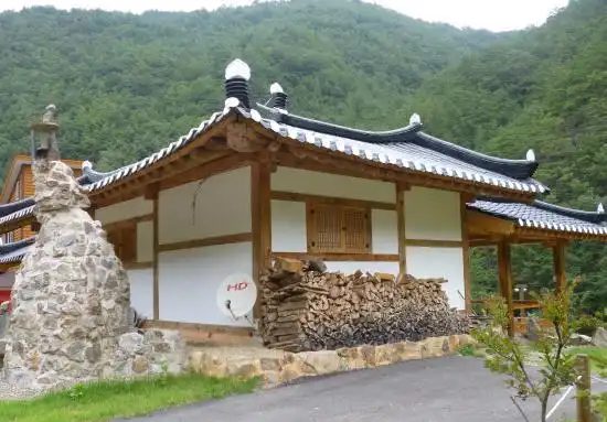 덕풍 계곡 마을 주변 호텔