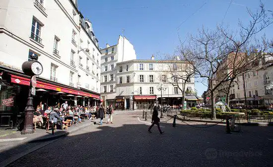 Hotels near Theatre Contrescarpe