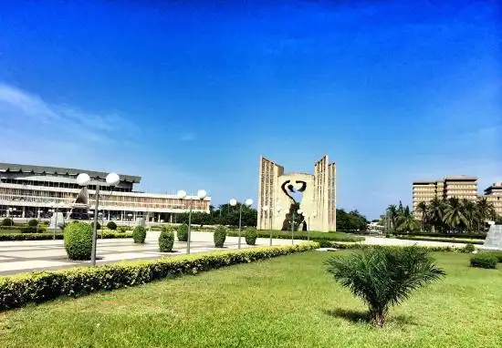 Hotels near Independence Monument