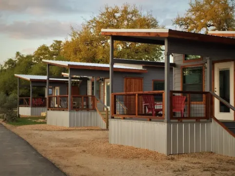 Mystic Quarry Hotels in Canyon Lake