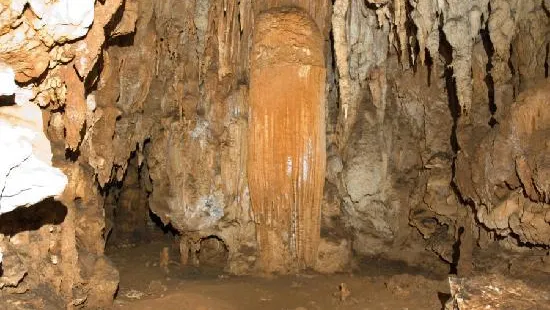 Modrič Cave