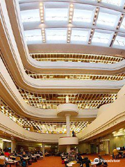 Toronto Public Library - Toronto Reference Library