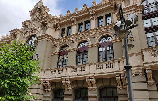Teatro Armando Palacio Valdes