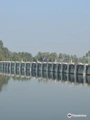 Kallanai Dam