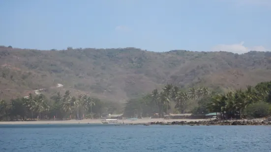 Natipunan Beach