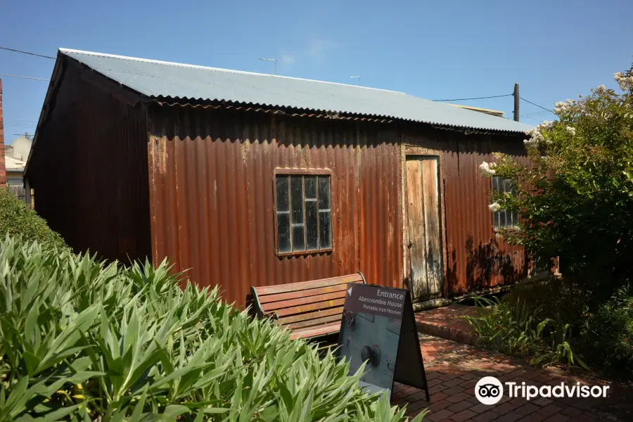 Portable Iron Houses