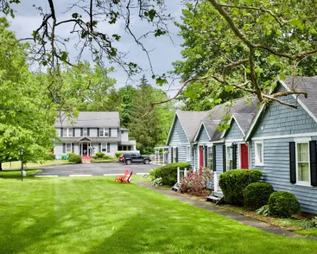 The Grayhaven Motel Hotels in Town of Ithaca