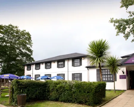 Premier Inn Cobham Hotels in Cobham