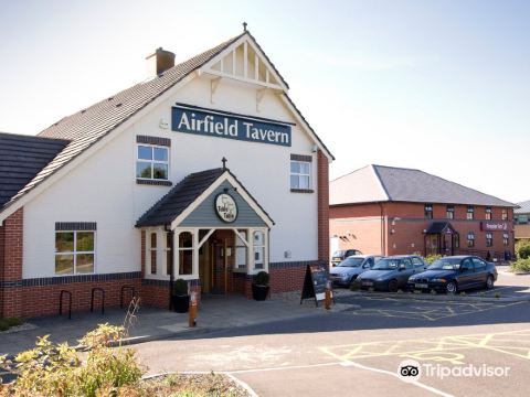 Premier Inn Yeovil Airfield
