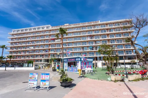 Apartamentos Playa Moreia