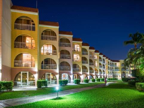 La Cabana Beach Resort Casino Reviews For 3 Star Hotels In Eagle Beach Trip Com