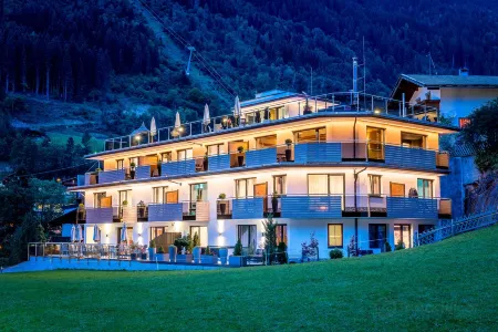 Mountain Resort M&M Отели в г. Finkenberg