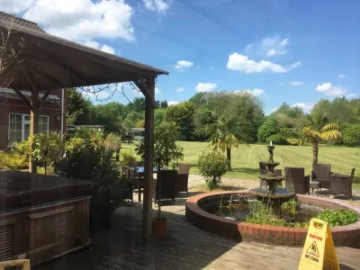 Aldercarr Hall فنادق في East Harling