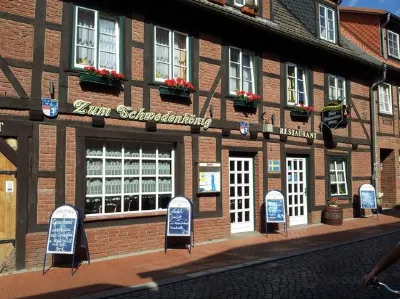 Zum Schwedenkönig Hotels near Gadebusch Schloß